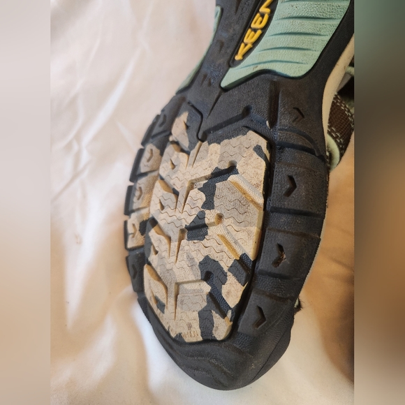 Women’s Keen Newport H2 Hiking Sandal Size 8 - Picture 9 of 10